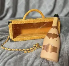 Item thumbnail for item b691354e-d4fb-4399-8913-bb2ce401c0bd