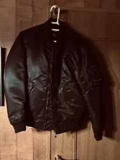 ユニクロ　 ハイブリッドダウンオーバーサイズ