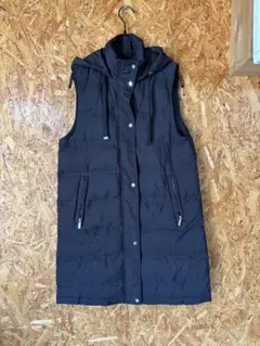 美品　ZARA ザラ　中綿ベスト　ブラック　レディース