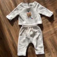 BabyGAP クマ刺繍付き長袖トップスとパンツセット