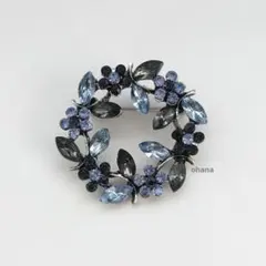 新品【F2】ブルー系リースブローチ　北欧風　植物　花　アンティーク調