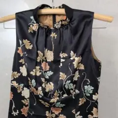 花柄刺繍 ノースリーブ ひざ丈ワンピース 花柄刺繍 ノースリーブ ひざ丈ワンピース - メルカリ