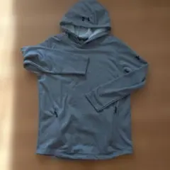Under Armour グレー フード付きパーカー