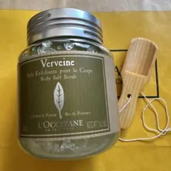 L'OCCITANE ヴァーベナ オイルソルトスクラブ 400gのサムネイル