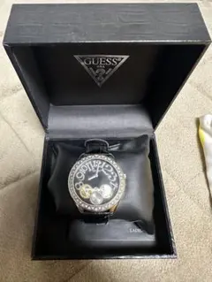 【箱付】GUESSビッグフェイス ラインストーン 腕時計 W13540L1のサムネイル