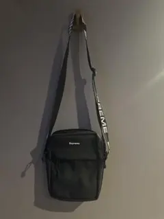 supremeショルダーバッグ