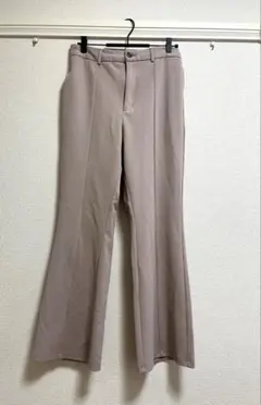 GU スラックス フレアパンツ ピンク