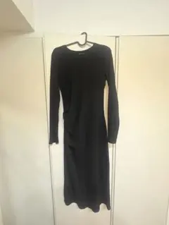 ZARA リブニット 黒ワンピース ドレス