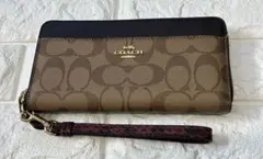 美品 COACH 　コーチ　シグネチャー　ラウンドファスナー　長財布