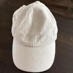 ホワイト コーデュロイ キャップ　H&M