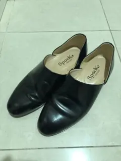 ハルタ　スポックシューズ　黒 スリッポン　26