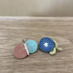 ハンドメイドブローチ 蝶とお花