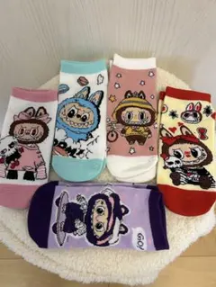 ラブブ柄 レディースソックス 5足セットサイズ22cm-24cm