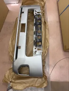 hn様専用ハイエース200系純正バンパーコンバージョン風加工220塗装