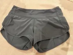 lululemon athletica ショートパンツ ブラック 4のサムネイル