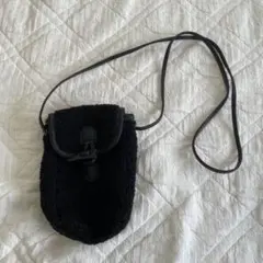 黒 ボアショルダーバッグ フラップ付き