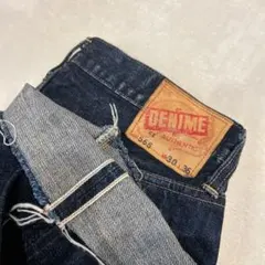 Item thumbnail for item 8aeffe2b-e3e5-4e11-9f84-3329b31f68f2