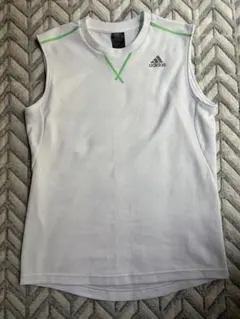 adidas アディダス　ノースリーブ　ホワイトのサムネイル