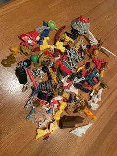 食玩　パーツ　まとめ ジャンク 武器 翼 大量　ほねほねザウルス