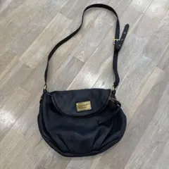 MARC BY MARC JACOBS ブラック　 ショルダーバッグ