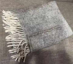 「ラプアン カンクリ」MARIA ポケットショール　グレー ホワイト