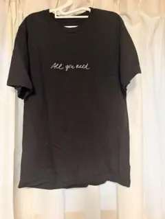 黒 Tシャツ UNIQLO