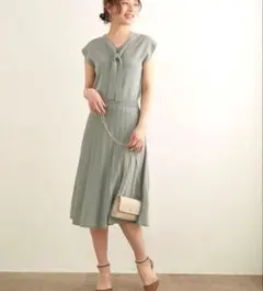 1646 ロペピクニック 2WAY ボウタイニットワンピース グリーン系 38のサムネイル