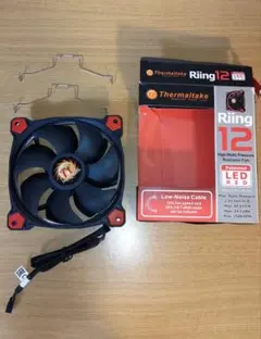 無料プレ付きThermaltake Riing 12 LED Red PCファンのサムネイル