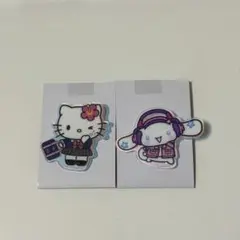 サンリオキャラクターズ　アクリルブローチ　シナモロール ハローキティ