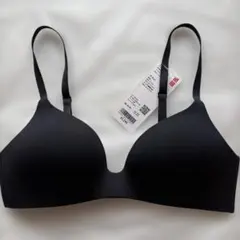 【新品未使用】タグ付/ユニクロ ワイヤレスブラ ブラック　Sサイズのサムネイル