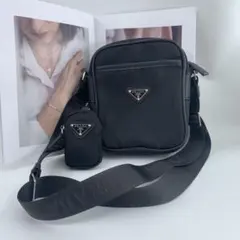 美品 Prada ショルダーバッグ＋ミニウォレット付き aweのサムネイル