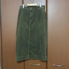 UNIQLO オリーブグリーン コーデュロイ タイトスカート