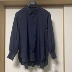 新品タグあり　ナチュラルビューティーベーシック　ブラウス(ネイビー)