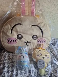 ちいかわ　ミラーとイースターなマスコットとBIGぬいぐるみとおかおボストンバック