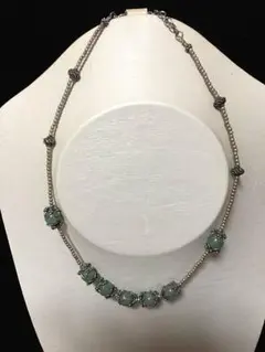 アンティーク風 翡翠ネックレス