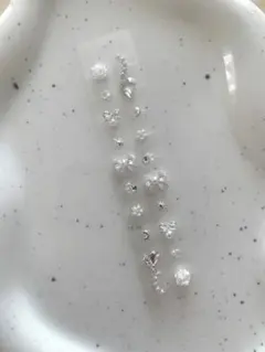 耳つぼジュエリー【２つご購入で-200円】即時発送　匿名配送　シルバー　ホワイト