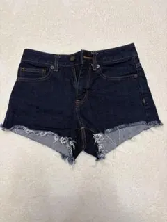 GU フリンジヘムデニムショートパンツ