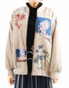 is ScoLar イズスカラー 花蝶刺繍 中綿入りブルゾン ベージュ Mサイズ