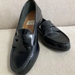 ヒールローファー