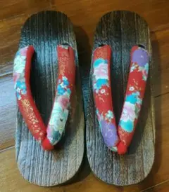 木製下駄 花柄鼻緒付き フリーサイズ