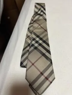 サ*ス様 【ほぼ未使用】BURBERRY London ノバチェック柄ネクタイ
