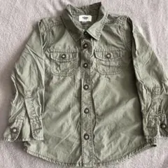 OLD NAVY オリーブグリーンボタン付きシャツ 4T （110センチ）