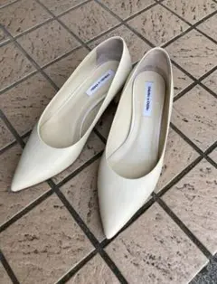 オデットエオディール　パンプス