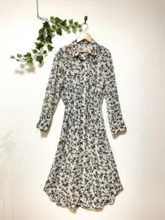 白地に黒花柄のシャツワンピース シースルー 透け感 重ね着