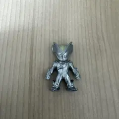仮面ライダーマイス　びっくらたまご　マスコット　メタリックカラー