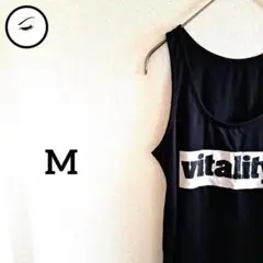 タンクトップM　インナー　ブラック　やわらかい　文字プリント　カジュアル　夏