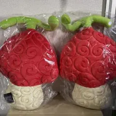 ワンピース　エンボスクッション　ヒトヒトの実　2点セット