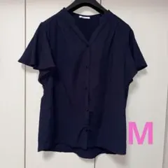 グラシア❤︎キーネックネイビーブラウス⭐︎超美品！のサムネイル