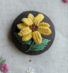 手刺繍 ブローチ ヘアゴム 向日葵 ひまわり