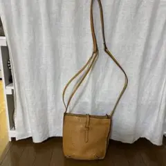 ブラウンレザーショルダーバッグ